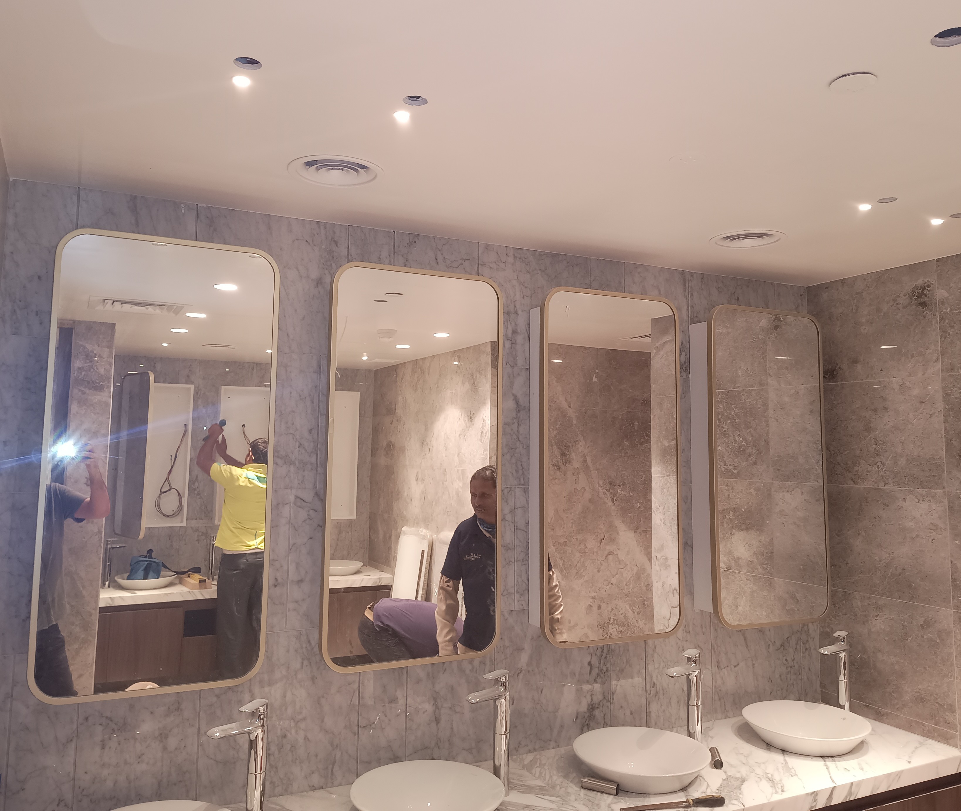 معاذ حامد العلي - الأعمال السابقة 5