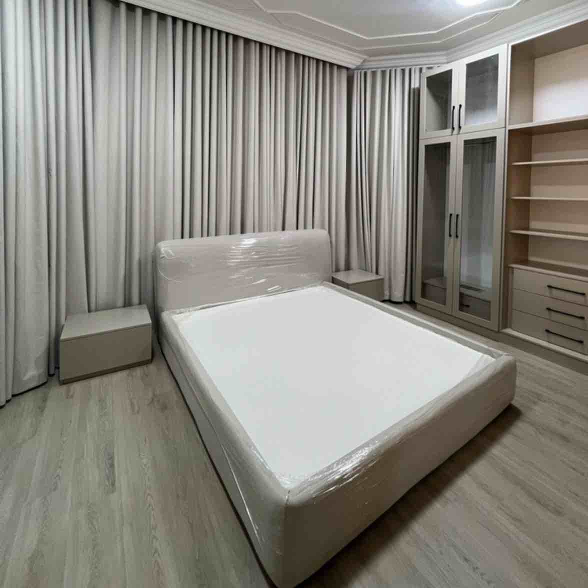 SUN_SHADOW TRADING & CONTRACTING - Portfolio 4