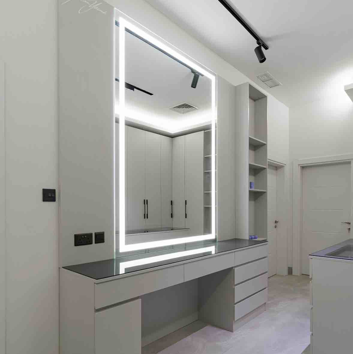 SUN_SHADOW TRADING & CONTRACTING - Portfolio 17