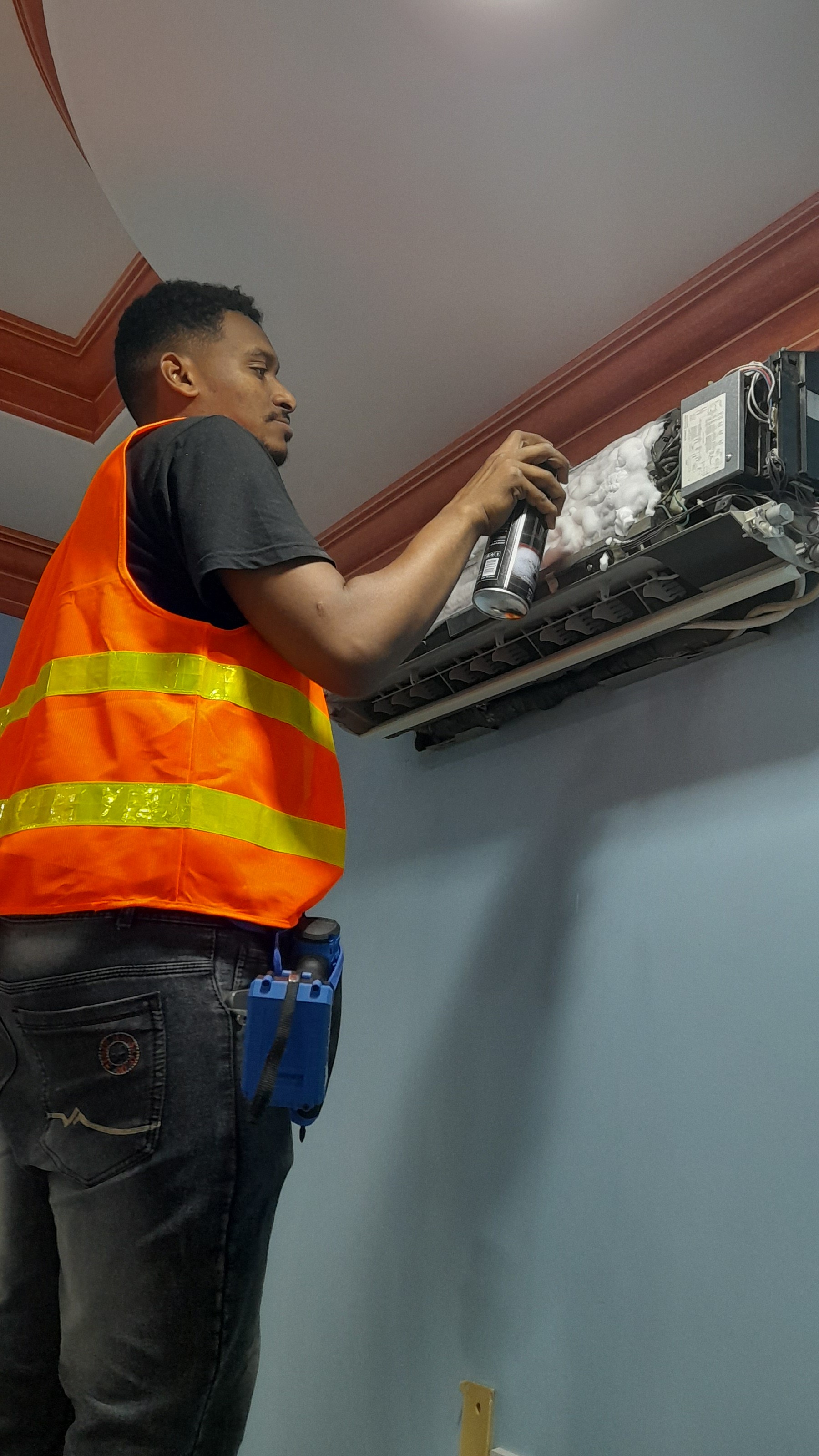 حسان حسين - الأعمال السابقة 1