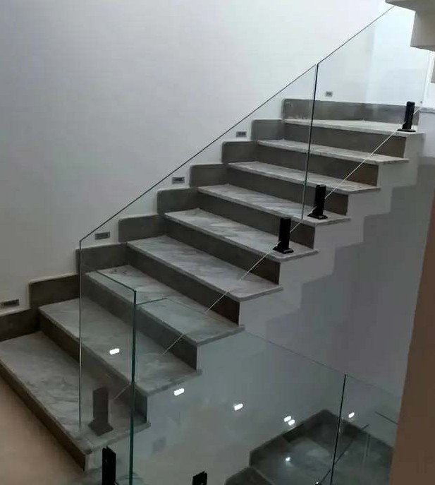 Mohamed - الأعمال السابقة 13