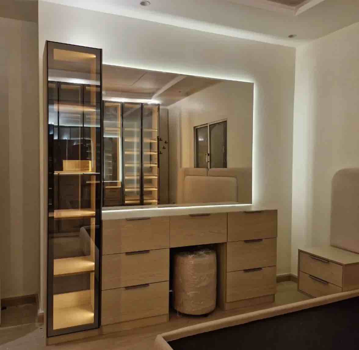 SUN_SHADOW TRADING & CONTRACTING - Portfolio 13