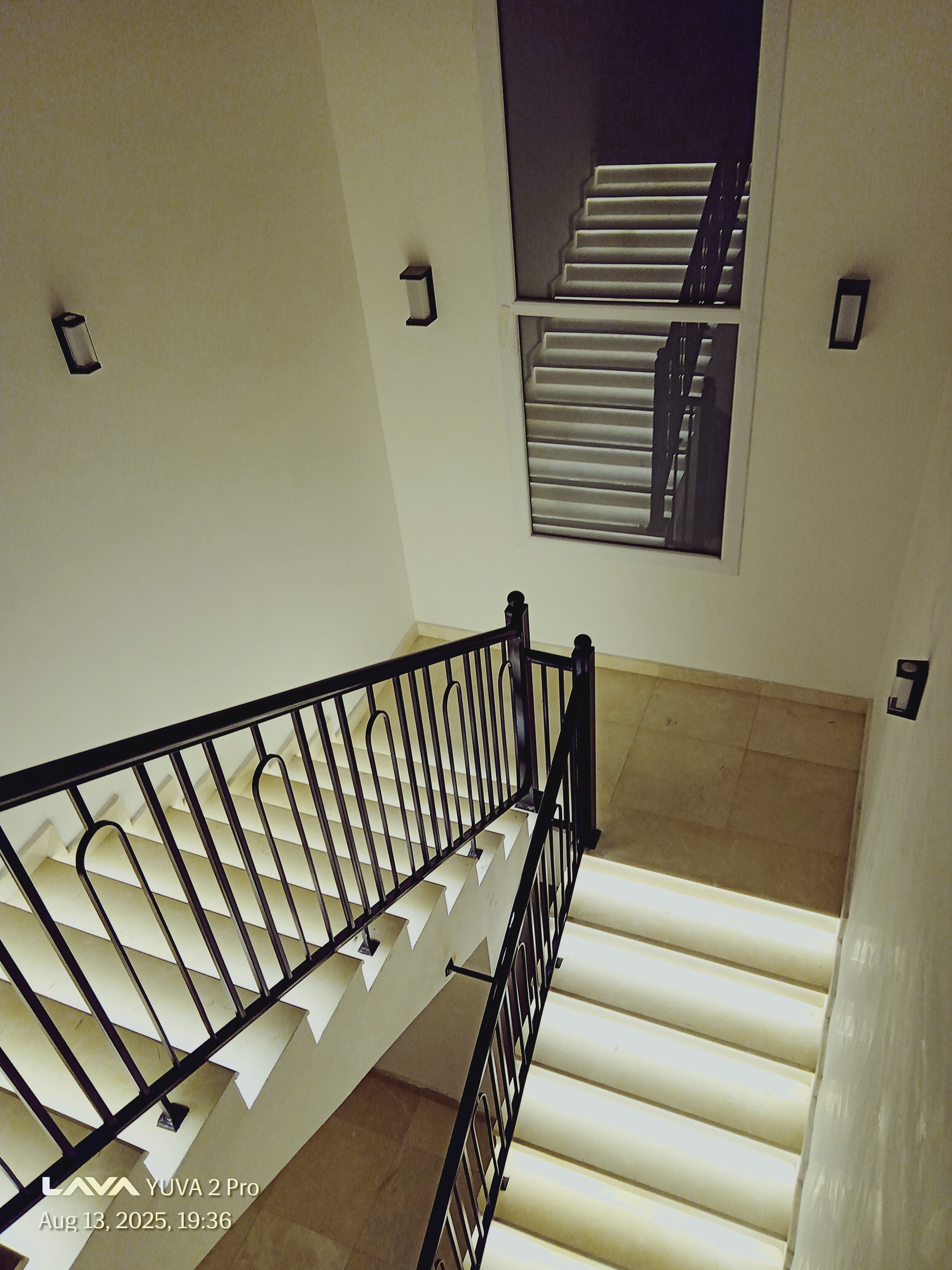 ASSAD ALASI - Portfolio 1